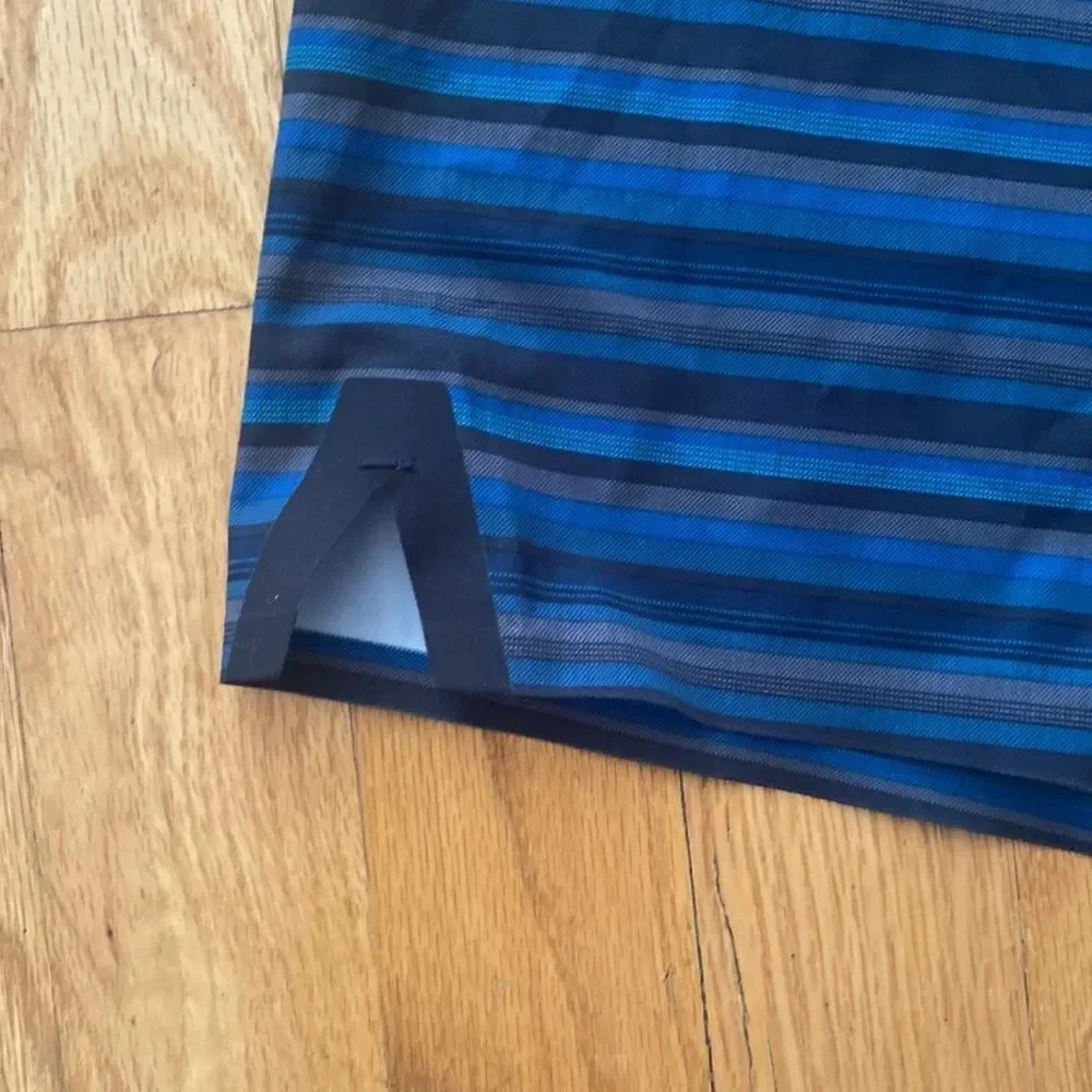 Lululemon swim trunks board shorts size 38 Blue Black Gray tie front EUC